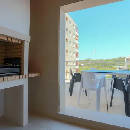 Pajaro Apartament *